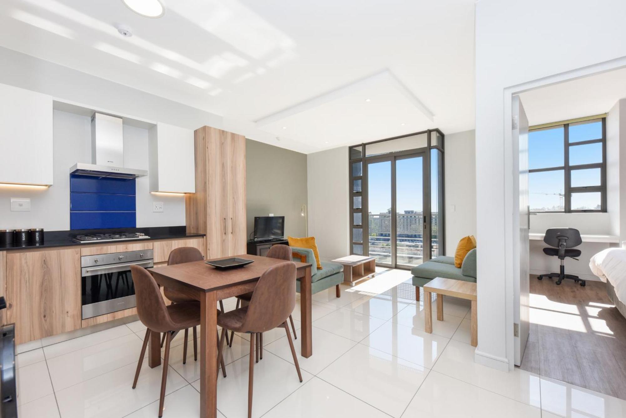 The Median Rosebank Luxury Apartment - Building With Generator Johannesburg Esterno foto