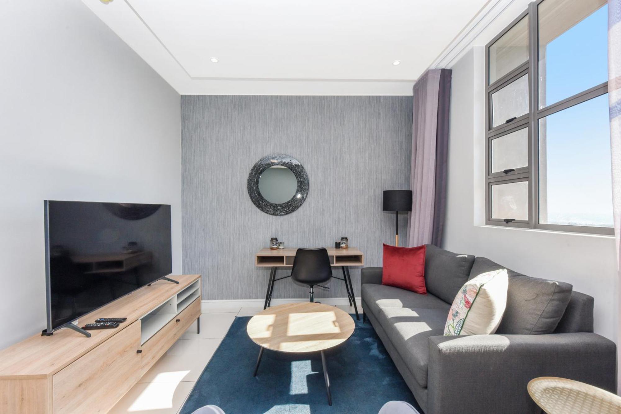 The Median Rosebank Luxury Apartment - Building With Generator Johannesburg Esterno foto
